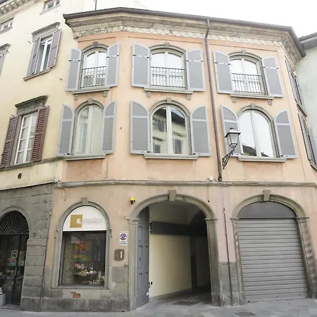 La Corte Antica Apartment